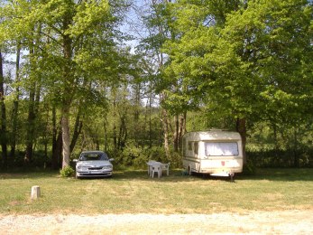 Camping L’Isle Saint Jean, à Arcy-sur-Cure